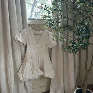 Elegant White Puff Sleeve Top